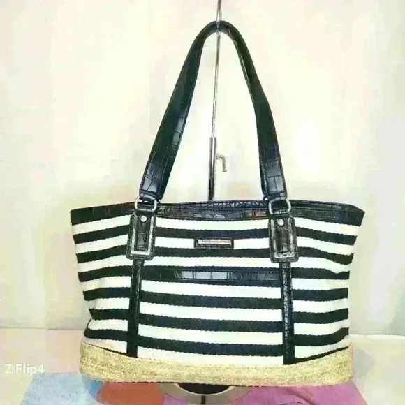 DANA BUCHMAN BLACK  AND WHITE TOTE - Picture 1 of 7
